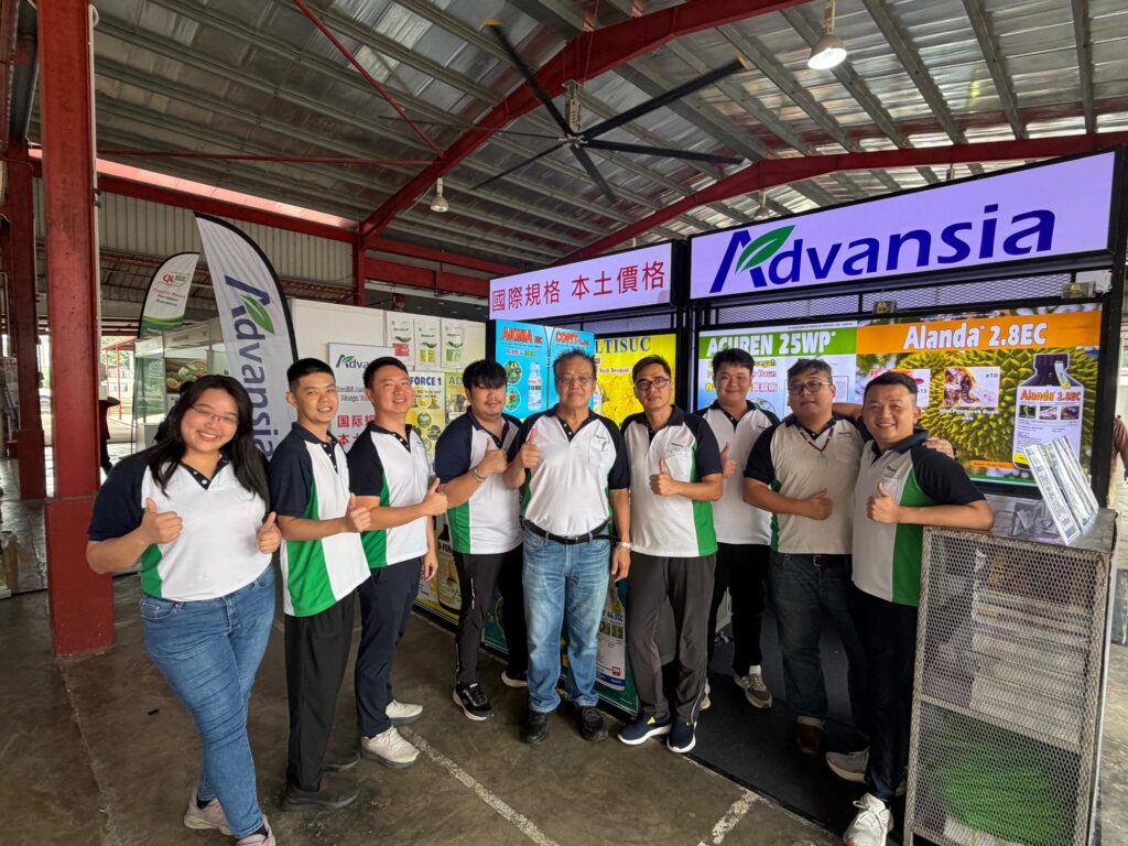 Advansia team group photo at the AgTech 2026 exhibition in Raub, Pahang